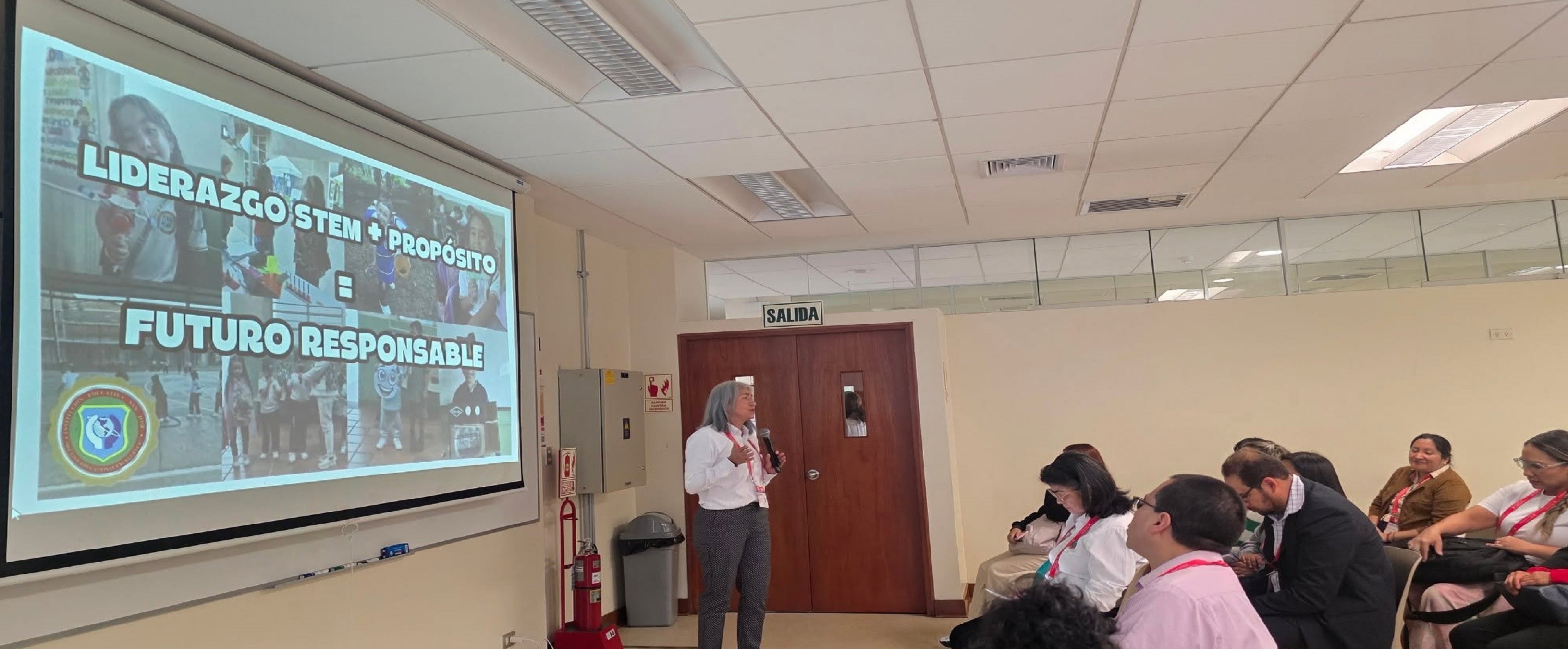 Liderazgo STEM + propósito = futuro responsable.